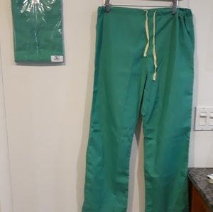 Scrubs set